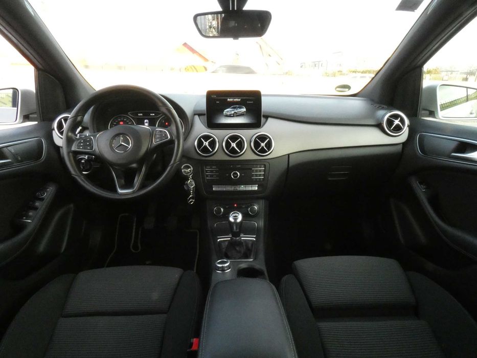 Mercedes B klasse / stare perfecta / faruri LED
