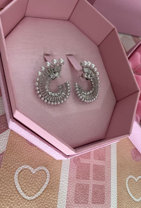 Ariana Grande Swarovski