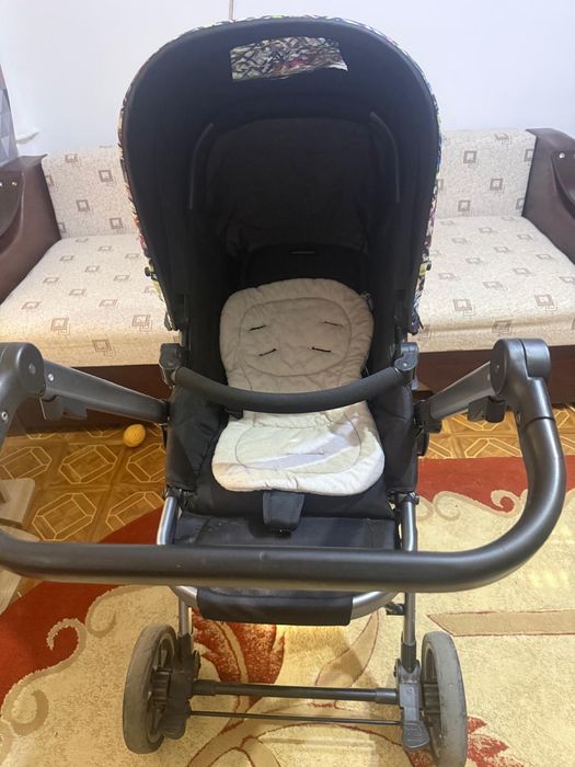 Carucior 3 în 1 Foppapedretti si un leagan electric