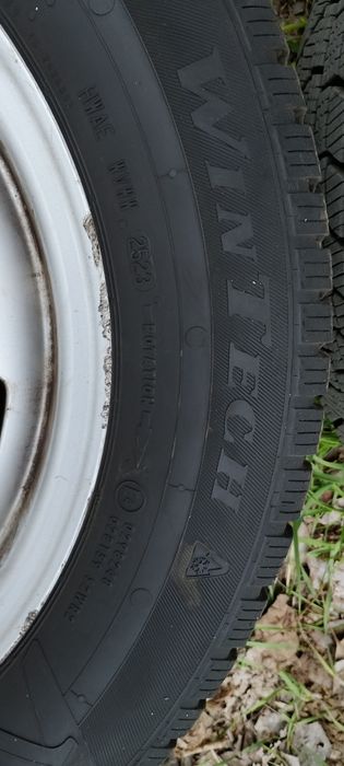 4бр. Зимни гуми 195/65 R15 Viking (DOT 23) + ОРИГИНАЛНИ КОВАНИ Джанти 5х112 за VW/Audi/Skoda