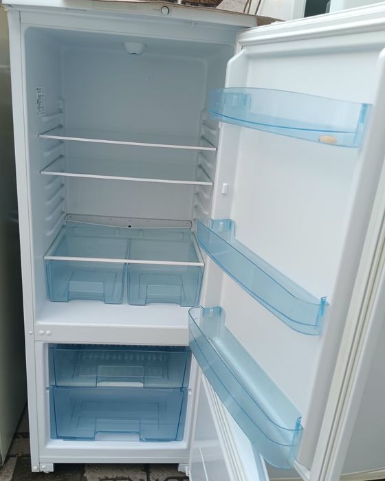 Холодильник продаю