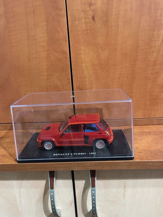 Renault 5 Turbo - Red (1982) Hacette  1/24