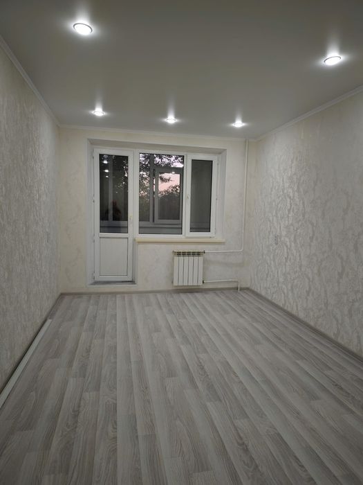 Продам 2 Ком  Квартиру