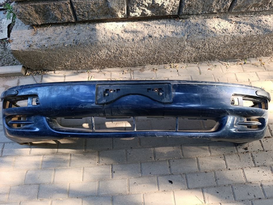 Передний бампер toyota scepter