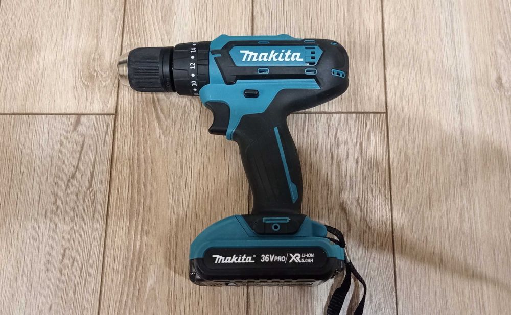 Чисто нов! Винтоверт Makita 36V, 2 батерии и куфарче с инструменти