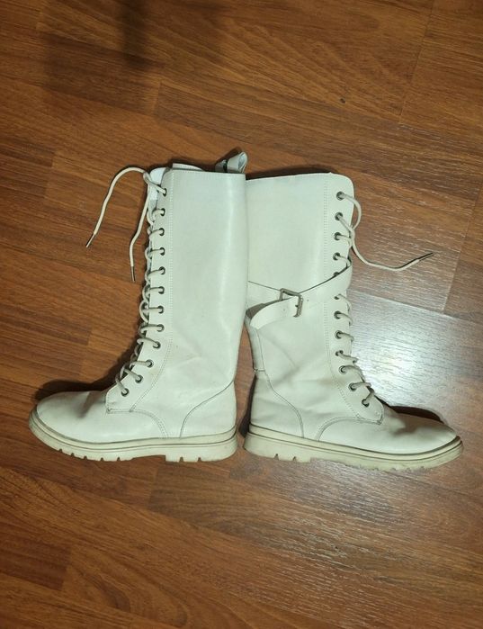 Cizme de marime 36