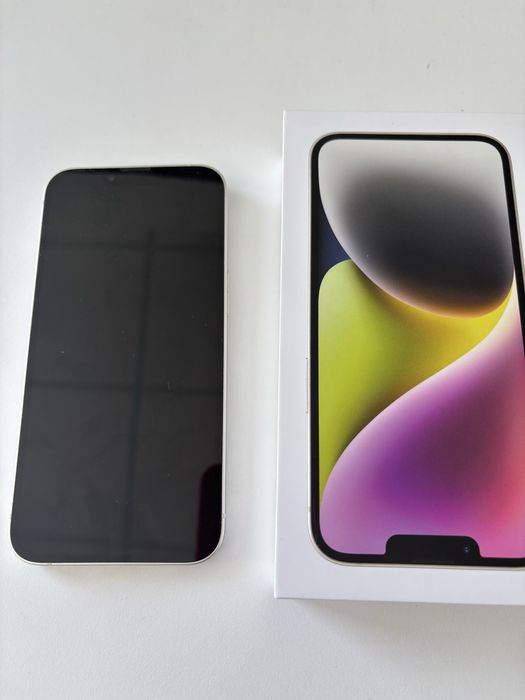 iPhone14 цвят бял