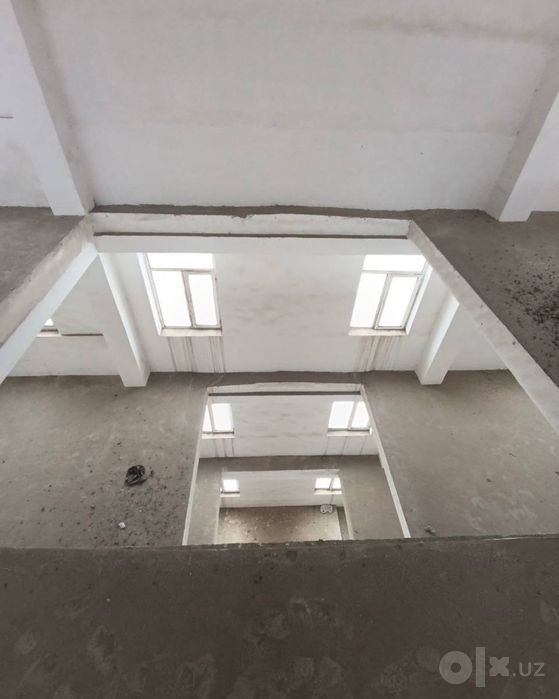 Нежилое продаются 40-Сотух 5-Етаж 4200 м² Первый линия Hostel Klinika