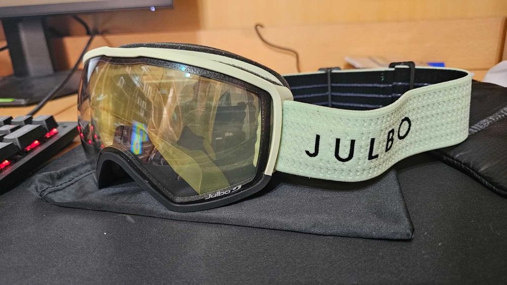 Vand ochelari Julbo