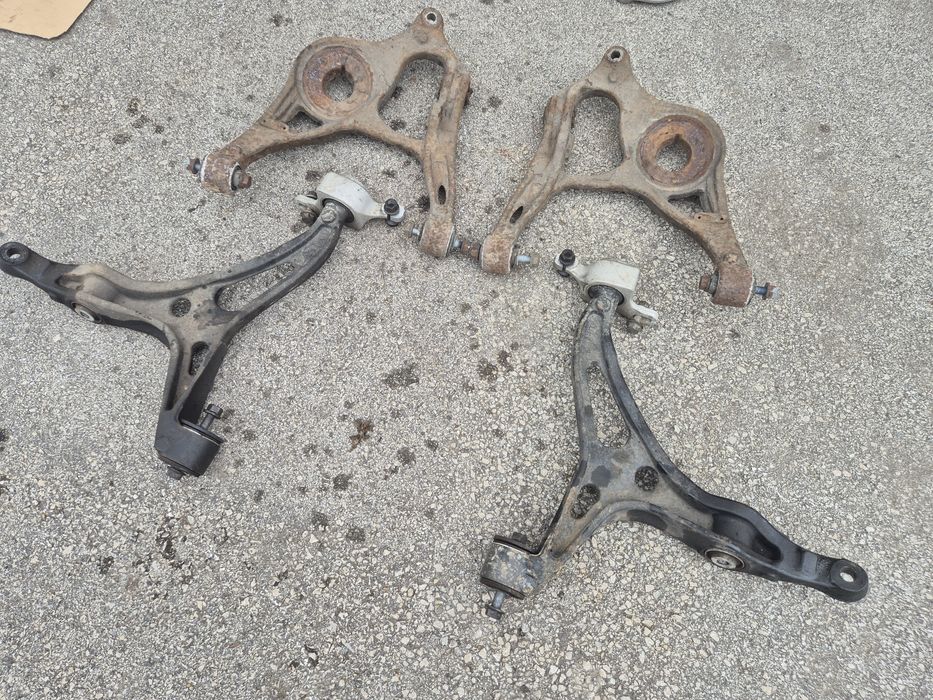 Носач/носачи долни Мерцедес МЛ 164 ГЛ Х164 ляв десен Mercedes ML GL