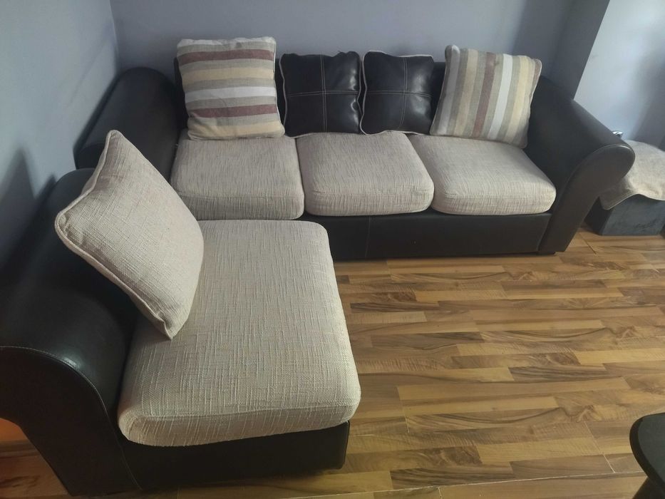 Кожен диван - с размери 85cm x 240см