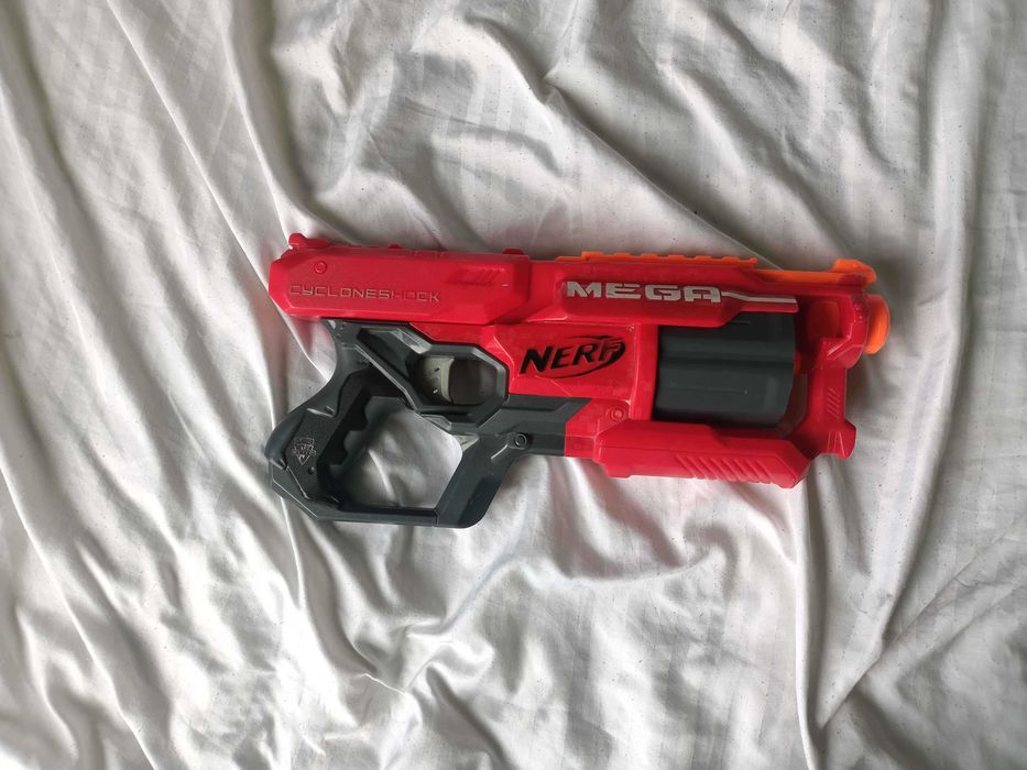 Продам Nerf Cycloneshock