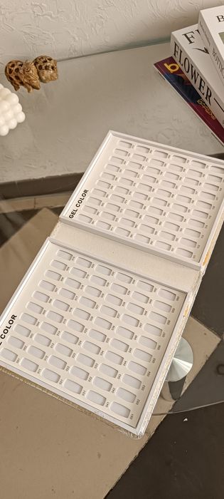 Книга-палитра для типс (альбом для демонстрации типс маникюр)