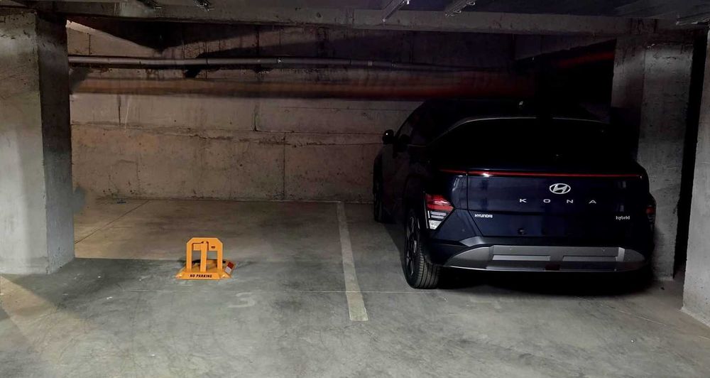 Loc Parcare PROPRIETATE (14mp) – Str. Călușei 54 (Imobil 2020) – Acces Securizat Telecomandă, Monitorizare Video & Comunitate Privată