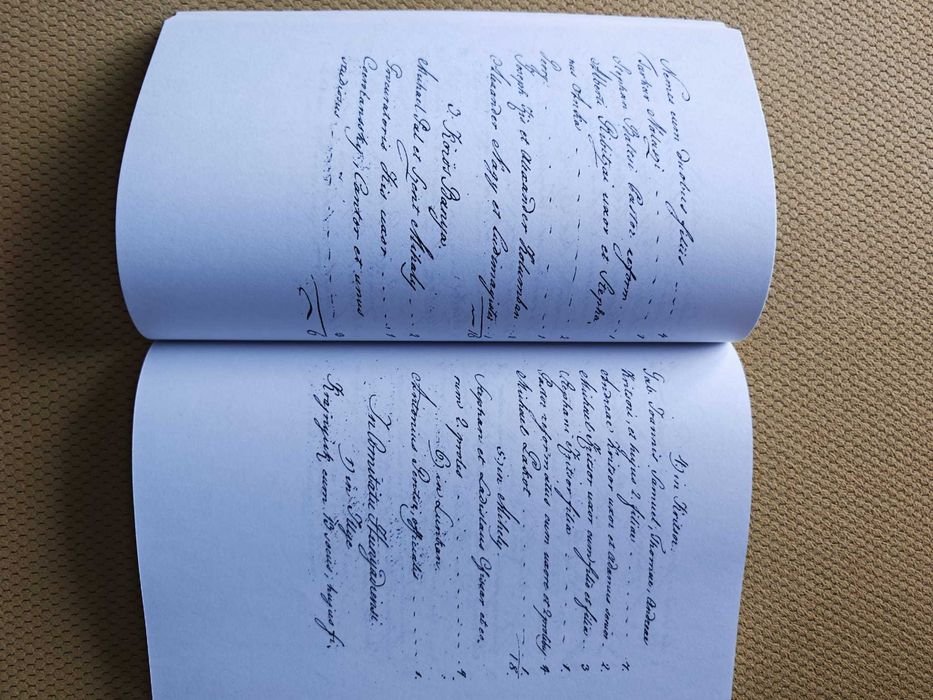 carte romanească rară