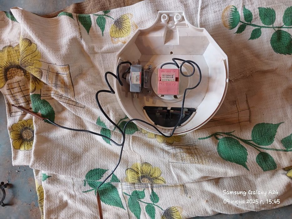 Продам запчасти от боллеров.  Много