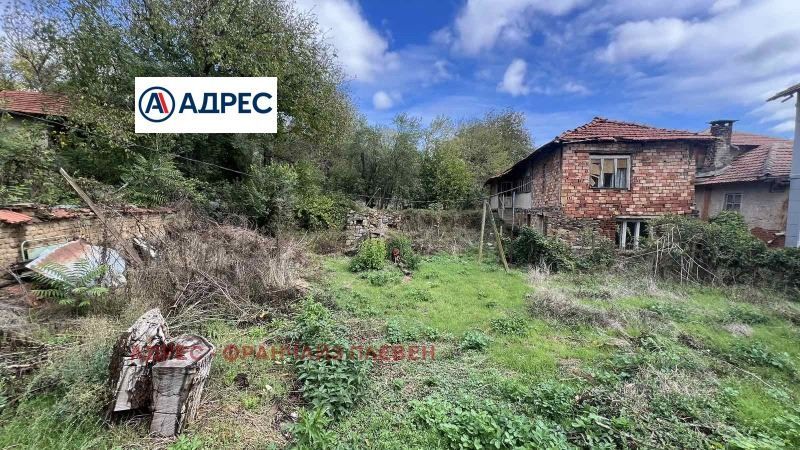 Продава се Къща в с. Радювене, Област Ловеч - 100 кв.м за 138 €/кв.м - Снимка #1