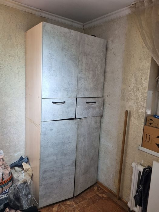 Продам шкаф в нормальном состоянии