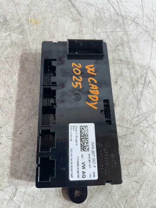 Dezmembrari Unitate control aer condiționat VW CADDY 2.0 euro 6 cod piesa 3WA907007F