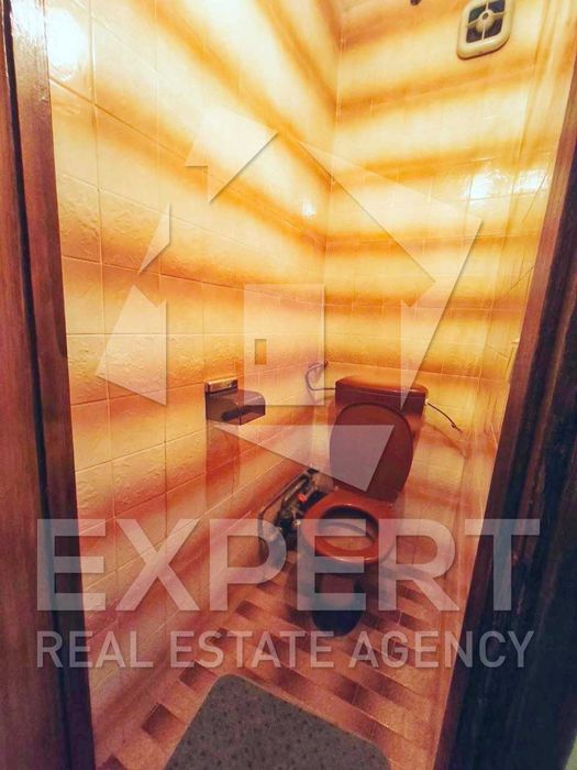 Тристаен апартамент в гр. Пловдив, кв. Източен, 390 евро!