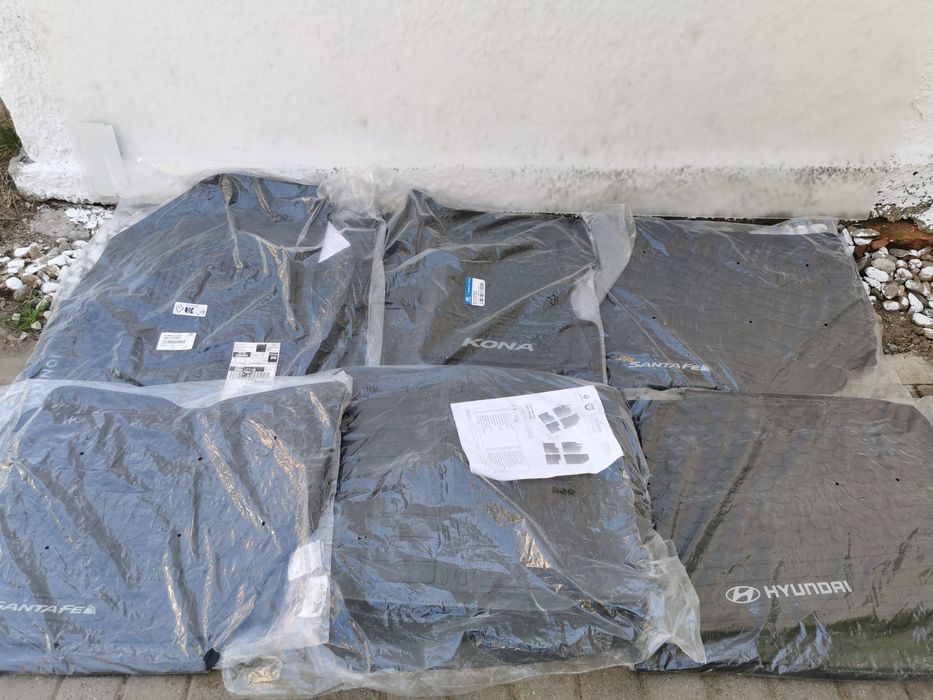 Set presuri + tăvi portbagaj cauciuc Dacia Hyundai Santa Fe Ioniq Kona