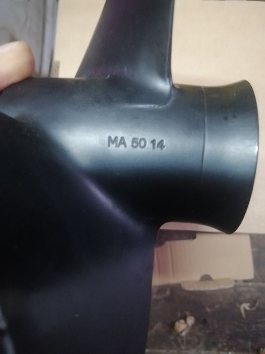 Винт за меркюри 8 шлици