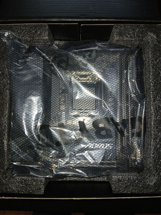 Placa de baza Gigabyte Aorus B560I , Mini - ITX