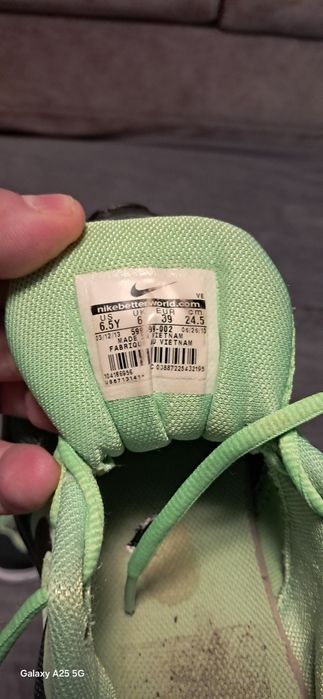 Adidasi Nike dama mărimea 39