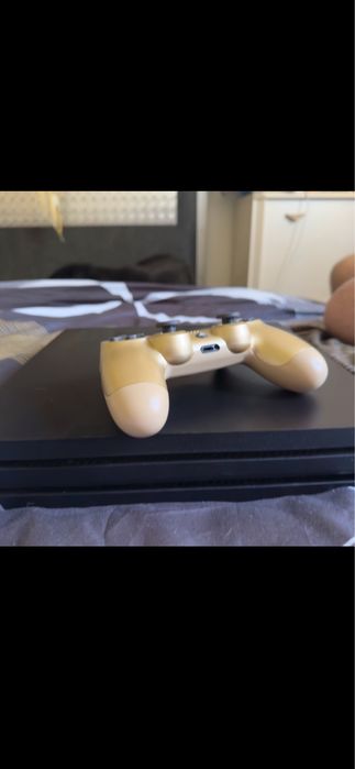 PlayStation 4 pro. 1 tb