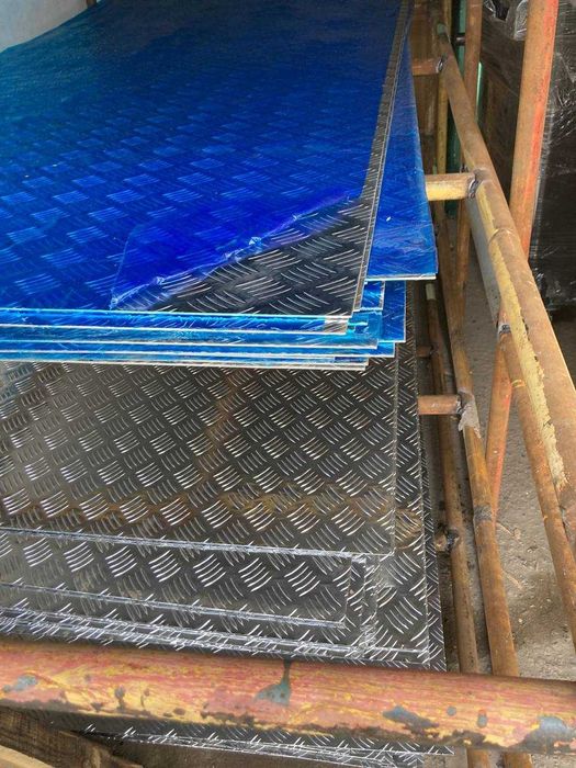 Рифлёнка - Рифлённая и Рифлённые листы Алюмин и Нержавейка