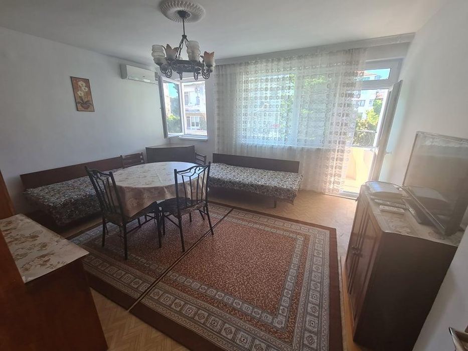 Дава се под наем Тристаен апартамент в Бургас, Възраждане - 75 кв.м за 306 € - Снимка #3