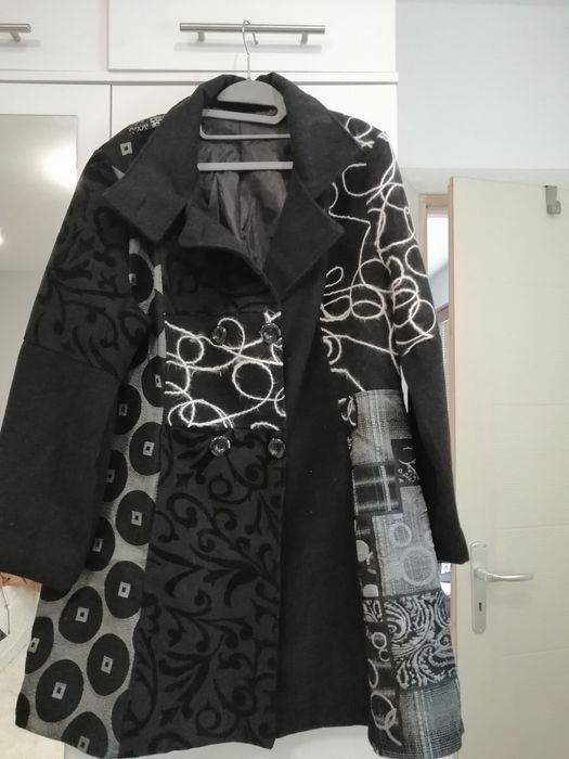 Обява 14 Дамски, немски, кожена шуба и ботиково палто