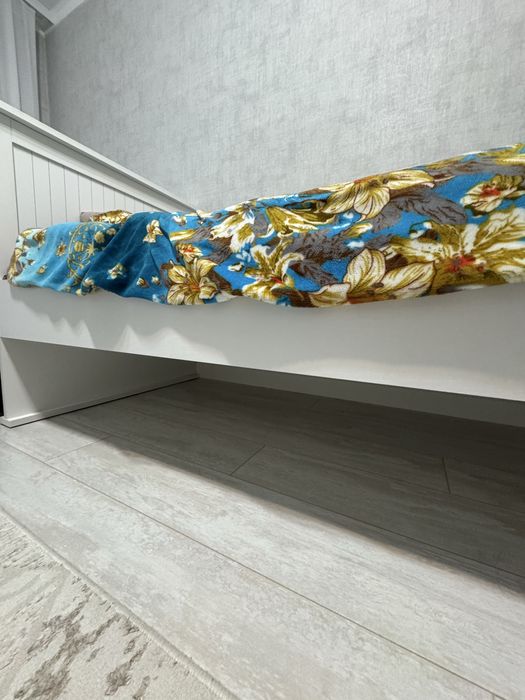 Продам односпальную кровать