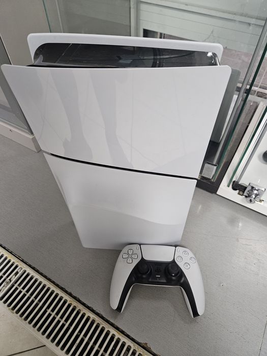 PS 5 slim cu disc