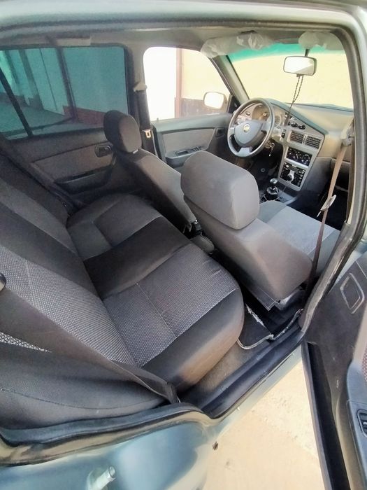 Нехия 2 1.6 матор