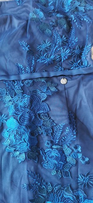 Официална рокля Kensol