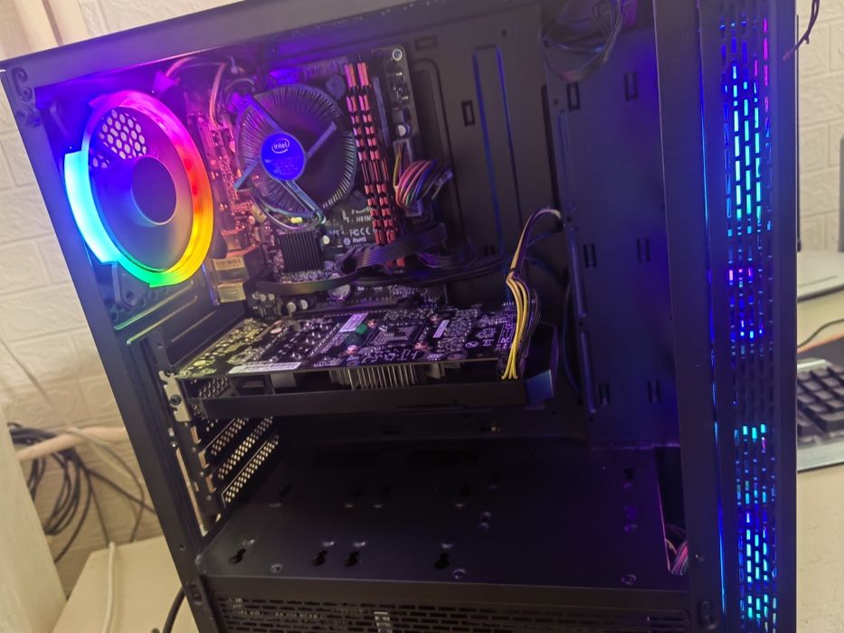 Геймърски компютър