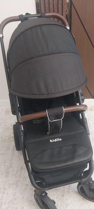 Коляска прогулочная Kidilo с перекидной ручкой