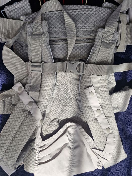 Ergobaby Omni Deluxe