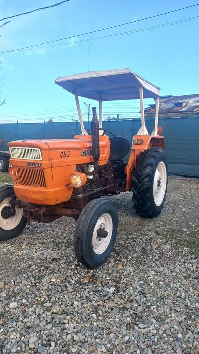Tractor  Utb Fiat 450 45 cp  2 manete