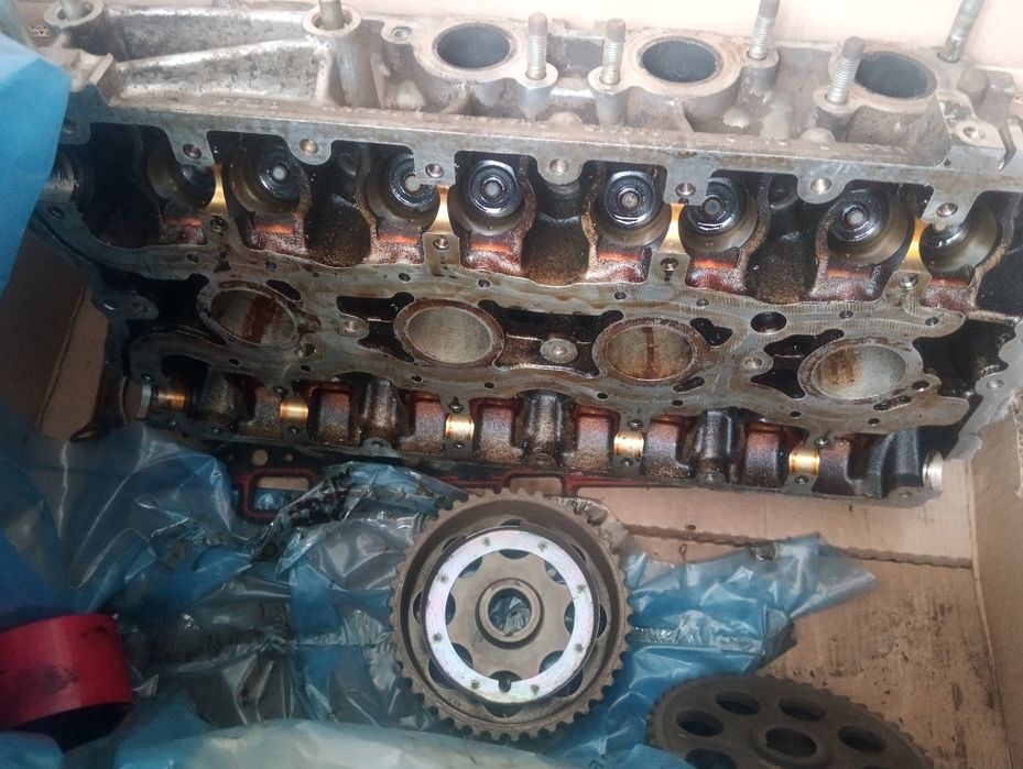 Продам ГБЦ ваз 2110 16клп