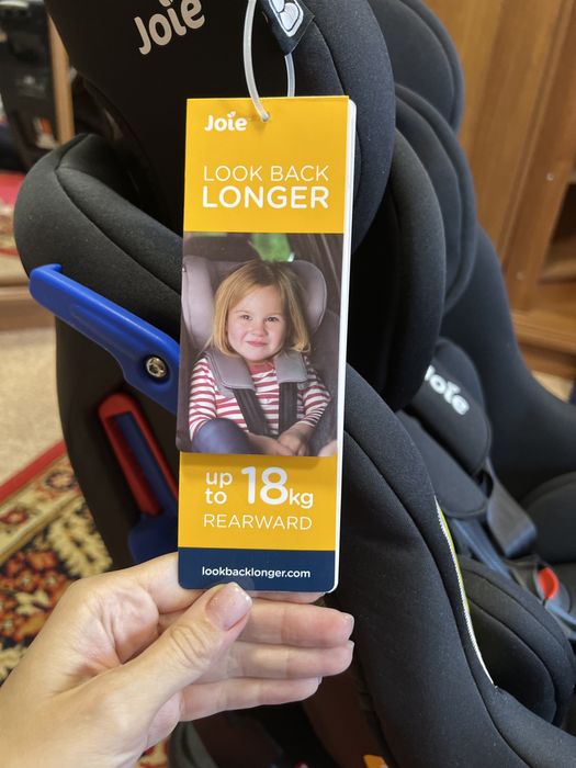 Автокресло Joie новое