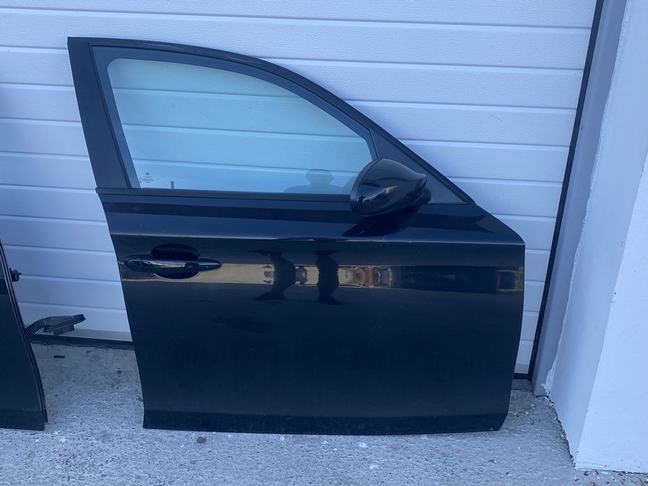Usa stanga dreapta fata spate oglinda stanga /dreapta Bmw seria 1 e87