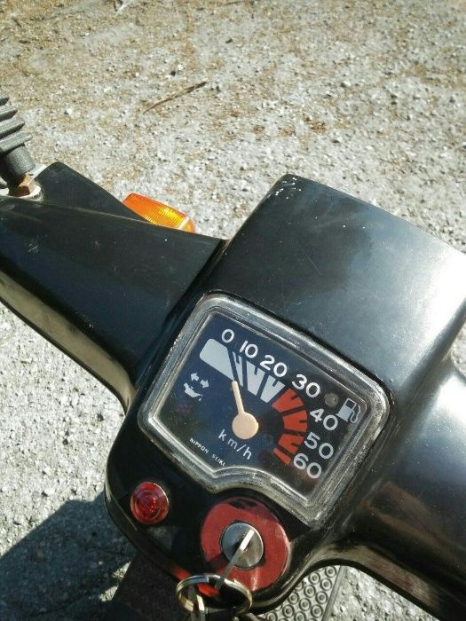 Скутер Сузуки Бара