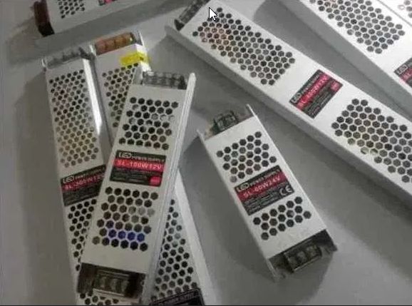 . Для видео-наблюдения и oт LED * блок питания - адаптер *