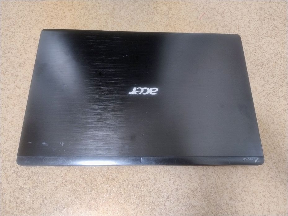 Ноутбук Acer i3/8gb