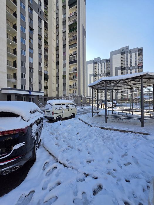 Янгихаёт 9 худуд 2/1/16.73 квадрат уй срочно сотилади