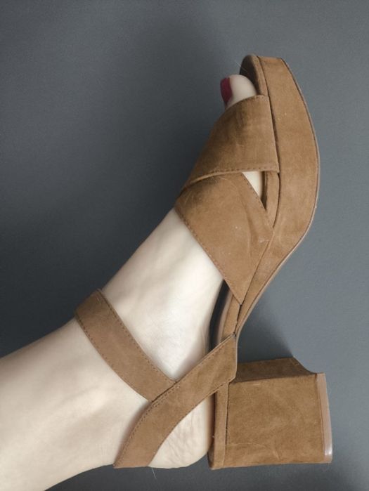 Сандалии bershka и босоножки zara