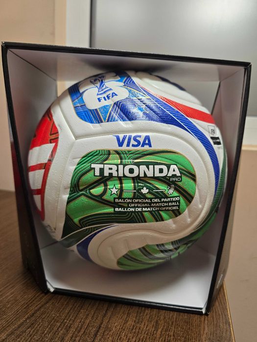 Футболна топка adidas FIFA WORLD CUP 26™ TRIONDA PRO