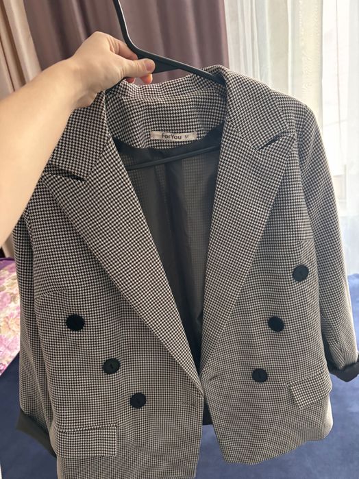пиджак классика в отличном состоянии